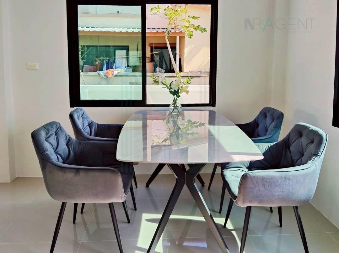 รูป ขายบ้านแฝด โครงการ บ้านชวนชมพาร์ค 2 ชั้น 3 ห้องนอน 2 ห้องน้ำ - รูปที่ 4/8