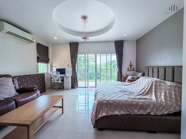 picture Urgent Sale – 2-Storey Detached House at Rock Garden Place Land Area: 107 sq.w. | Usable Area: 490 sq.m. | 5 Bedrooms | 5 Bathrooms - 27/36
