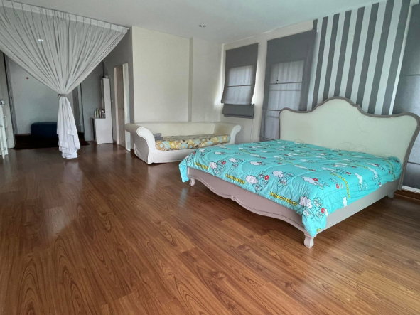 รูป 🚨 ปรับราคาขายด่วน! บ้านเดี่ยวหลังใหญ่ โครงการคุณภาพ Q House วรารมย์ เจริญเมือง 🚨T. 063-664-9056 - รูปที่ 11/21