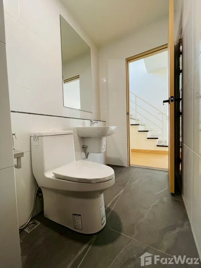 picture Twin house (corner unit) in a detached house style. 5714885 - 25/43