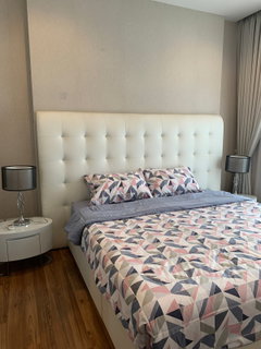 รูปภาพ Available for rent! Ivy Ampio. A Spacious 1 Bedroom with 45sqm. High floor with best Ratchada View. 0 Meter to the Station. Ready to move in.