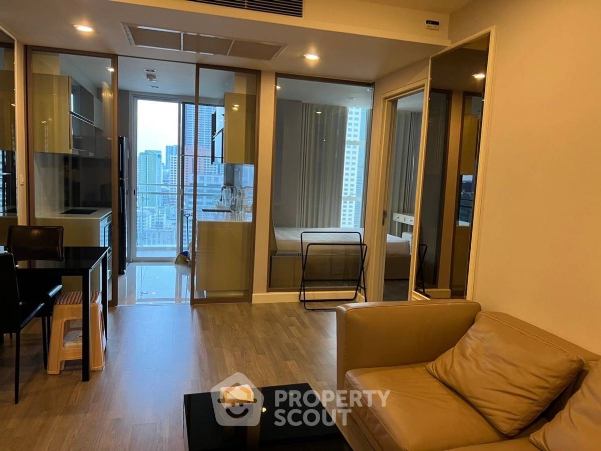 รูป คอนโด 1 ห้องนอน The Room Sathorn ชั้น 23 ขนาด 50 ตร.ม. ใกล้ BTS เซนต์หลุยส์ 300 ม. (ID 2105731) - รูปที่ 2/9