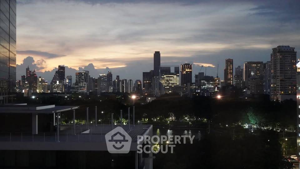 picture 1-BR Condo For Rent, Lake Avenue Sukhumvit 16, BTS Asoke (ID 3088441) - 10/10