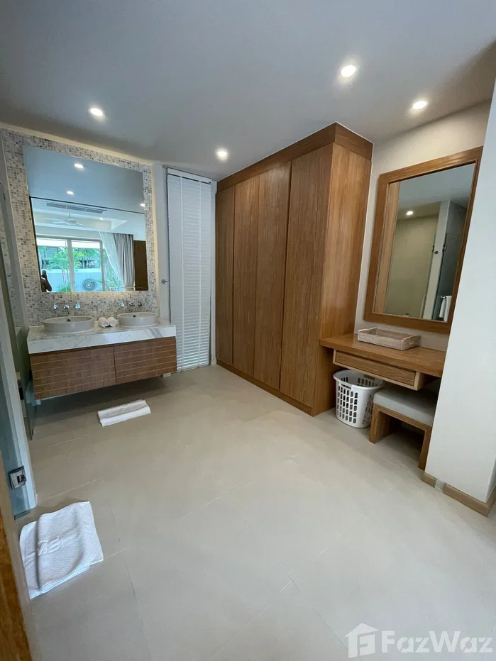 picture Tropical Luxury, Redefined. 6588653 - 21/22