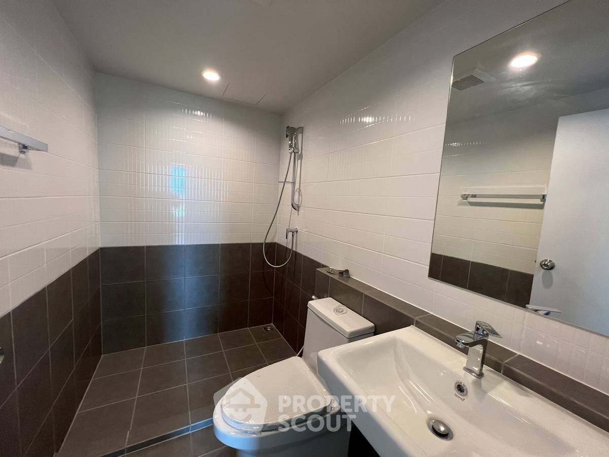 picture 2-BR Condo For Sale At Niche Mono Rama 9, Bang Kapi (ID 3089544) - 10/11