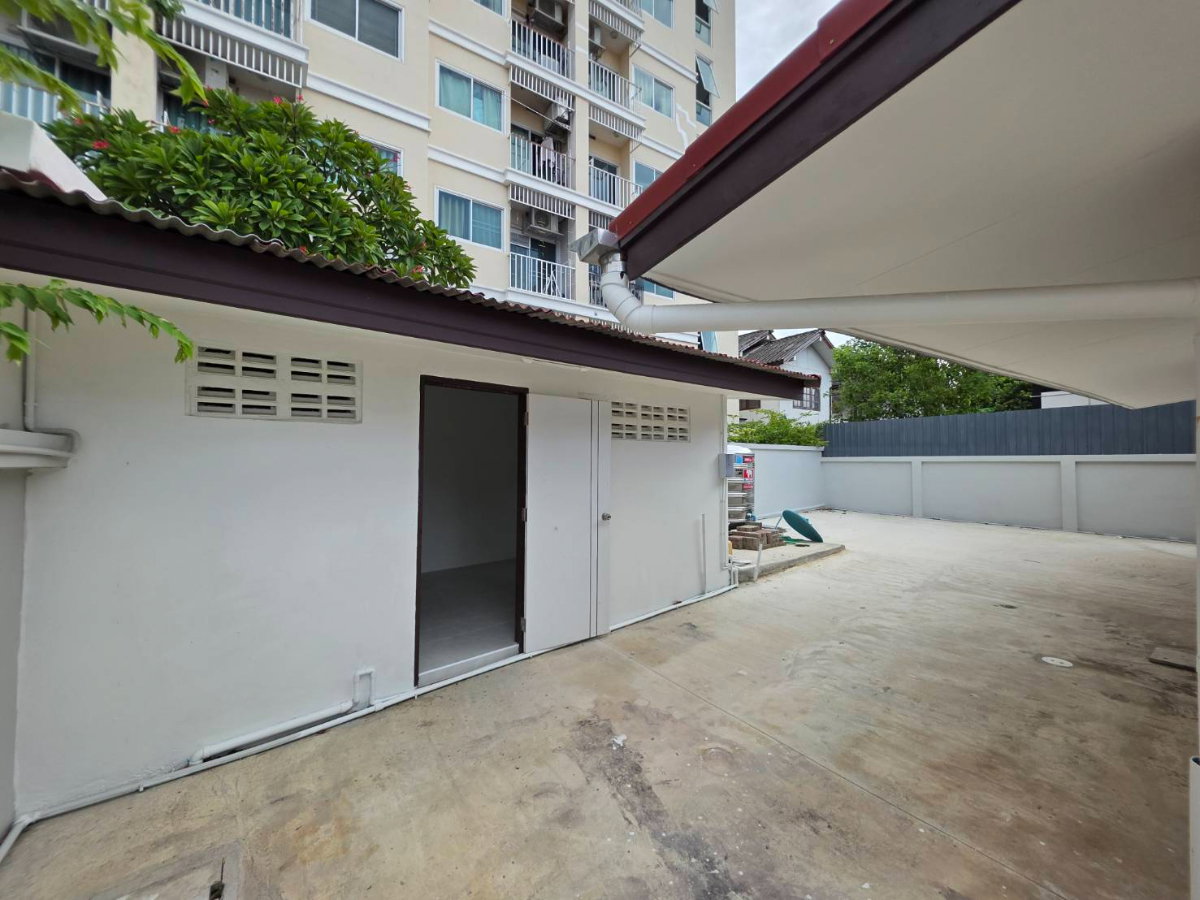 picture For Rent Home Office 3separate buildings Near BTS Bearing Only800m. - 7/36