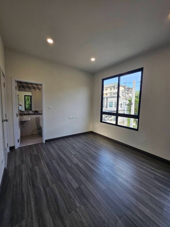 รูป Britania Town Bangna KM.17 5 bedrooms, for sale - รูปที่ 7/9
