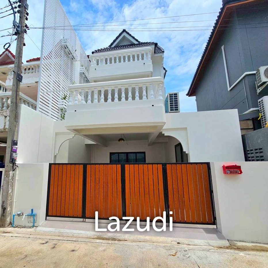 รูป RENOVATED 3 STOREY TOWNHOUSE NEAR TAKIAB BEACH - รูปที่ 44/44