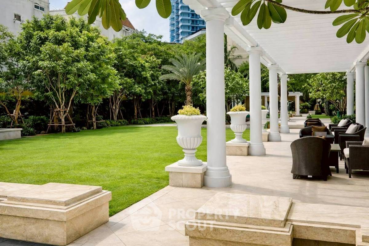 picture High-Floor 2-BR 112 Sqm Royce Private Residences Near MRT Sukhumvit (ID 3090925) - 9/9