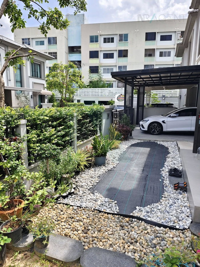 รูป ขายบ้านแฝด โครงการ แกรนด์ พลีโน่ วัชรพล-สุขาภิบาล 5 2 ชั้น 3 ห้องนอน 4 ห้องน้ำ - รูปที่ 2/8