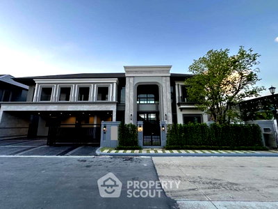 Houses for sale Suwannaphum International Airport : 5-BR House For Sale, Grand Bangkok Boulevard, Krungthep Kritha (ID 2017307)