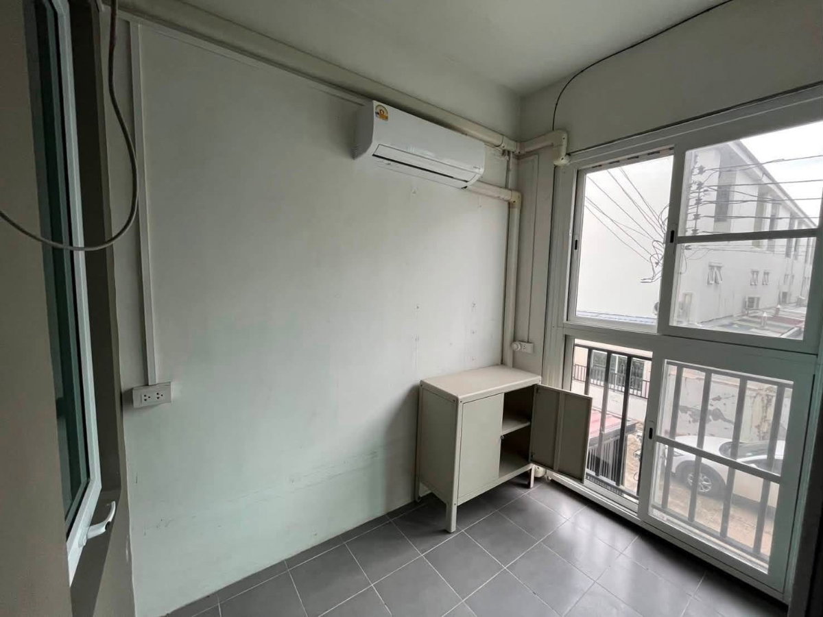 รูป 🏡 FOR RENT | Bless Town ศรีนครินทร์ – หนามแดง 2 ห้องนอน 3 ห้ัองน้ำ ฟังก์ชันใหญ่ พร้อมอยู่ Pet Friendly 🐶🐱 - รูปที่ 10/15