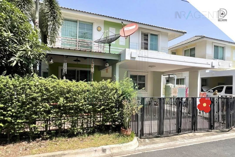 ขายบ้านเดี่ยว : ขายบ้านแฝด โครงการ โฮมเพลส วงแหวนรัตนาธิเบศร์ 2 ชั้น 4 ห้องนอน 2 ห้องน้ำ