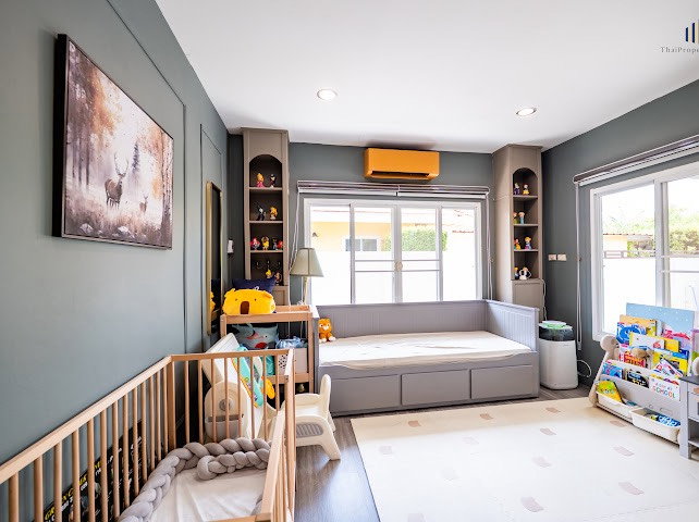 picture Urgent Sale – 2-Storey Detached House at Rock Garden Place Land Area: 107 sq.w. | Usable Area: 490 sq.m. | 5 Bedrooms | 5 Bathrooms - 18/36