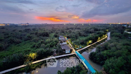 รูปภาพ 2-BR 50 Sqm Condo At Aspire Erawan, 100m to BTS Chang Erawan (ID 3092676)