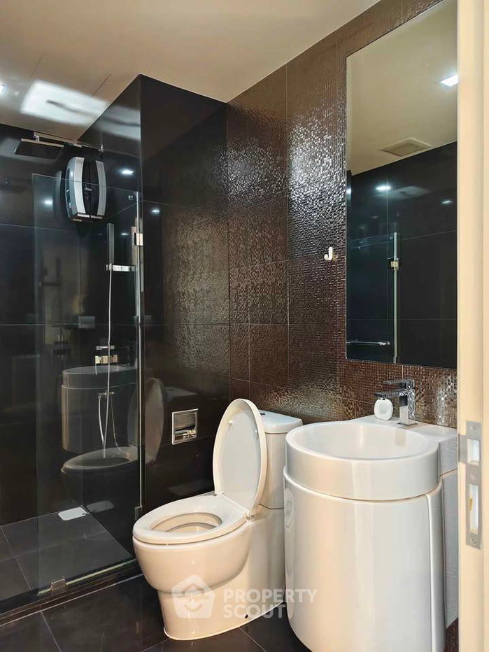 picture 2-BR Condo At Rhythm Sukhumvit 36-38, 300m to BTS Thong Lor (ID 3091204) - 21/22