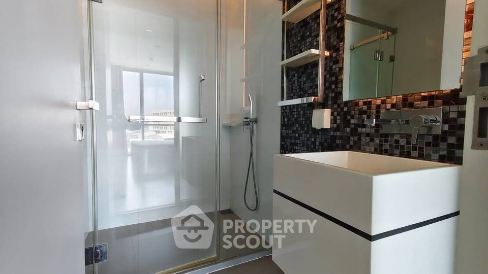 picture 1-BR Condo At The Room Sukhumvit 69, 100m To BTS Phra Khanong (ID 3087447) - 10/10