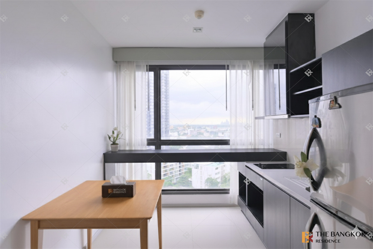 picture RHYTHM Sukhumvit 44/1 near BTS Phra Khanong Comfortable and Ready to Move-in - 9/10