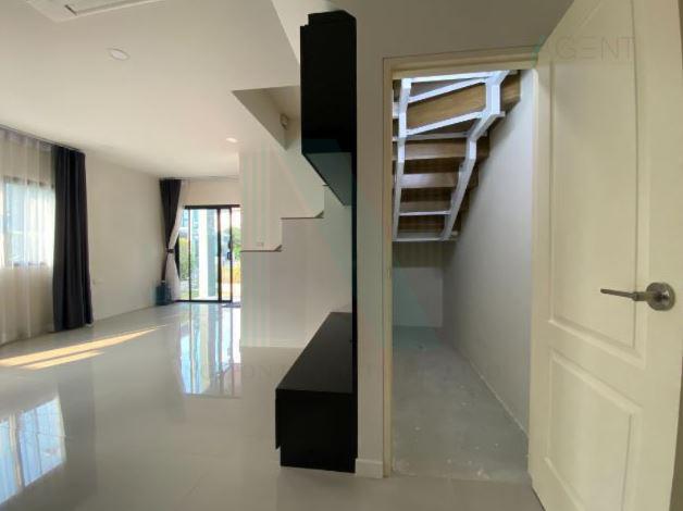 รูป ขายบ้านแฝด โครงการ บ้านลุมพินี ทาวน์วิลล์ ราชพฤกษ์-ปิ่นเกล้า 2 ชั้น 4 ห้องนอน 3 ห้องน้ำ - รูปที่ 3/8