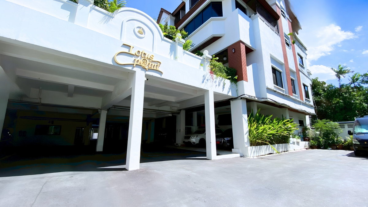 picture Lotus Point Townhouse for rent - 2/13