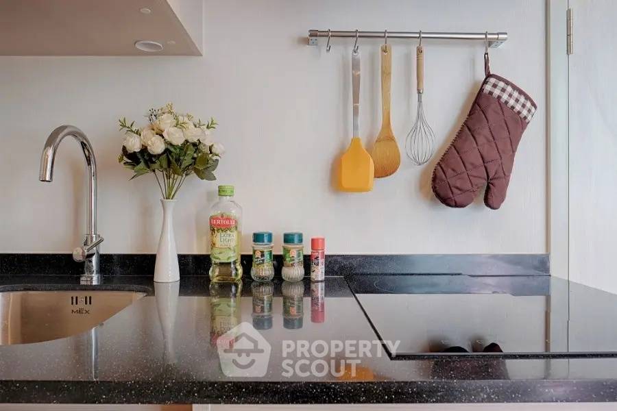 picture 1-BR Condo, Noble Revolve Ratchada 2, 18th-Floor Near MRT Thailand Cultural Centre (300m) (ID 2235233) - 11/12