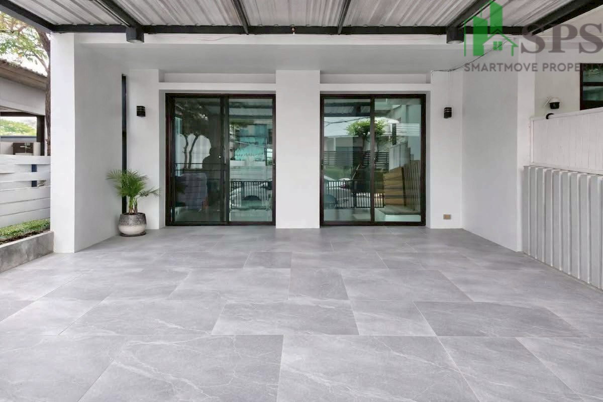 รูป ให้เช่า ทาวน์โฮม 3 ชั้น | Areeya Mandarina สุขุมวิท 77 (บ้านมุม) อ่อนนุช(SPSMG47) - รูปที่ 17/18