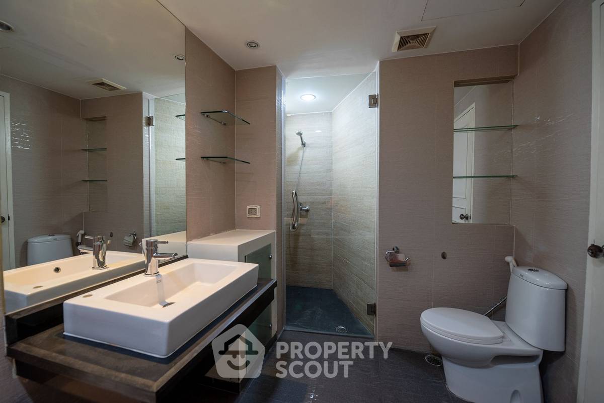 picture 3-BR 265 Sqm On 19th Floor, President Park Condominium, MRT Queen Sirikit (ID 1165113) - 30/30