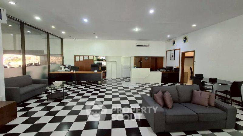 รูป คอนโด 1 ห้องนอน ชั้นล่าง 68 ตร.ม. The Waterford Park Sukhumvit 53 ใกล้ BTS ทองหล่อ (ID 3087179) - รูปที่ 3/6