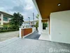 listing thumbnail image 17