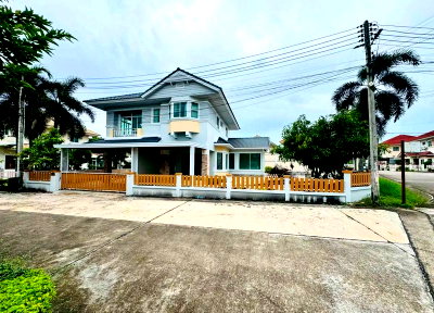 บ้านเดี่ยว ชลบุรี : บ้านเดี่ยวหลังสวย มณีรินทร์ บางแสน ทำเลดี ใกล้มหาวิทยาลัยบูรพา