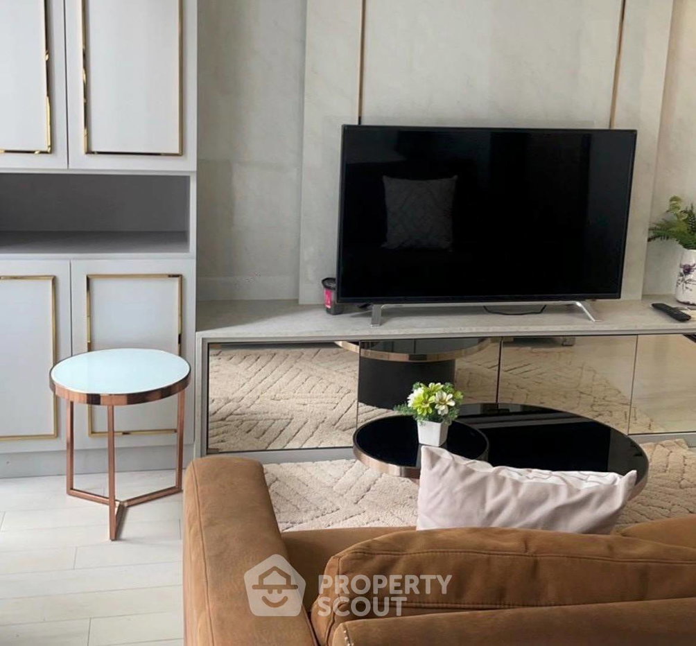 picture 1-BR Condo For Rent, Noble Ploenchit, 100m to BTS Phloen Chit (ID 3089559) - 2/5