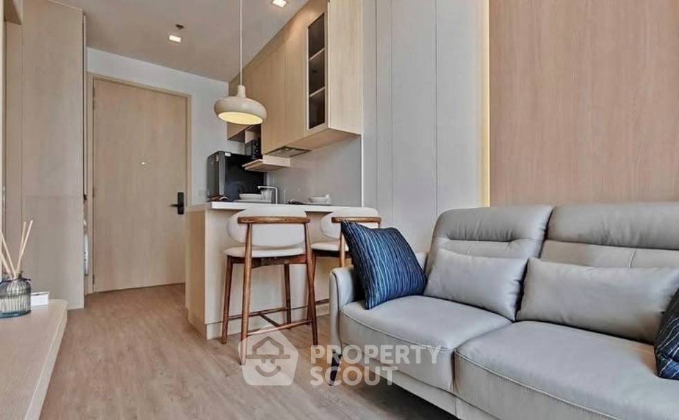 picture High-Floor 1-BR 30 Sqm Noble State 39 Near BTS Phrom Phong (400m) (ID 3088345) - 7/10