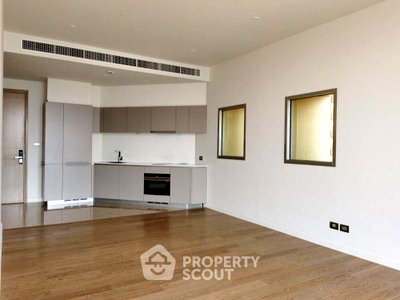 Condos for sale : High-Floor 1-BR (78 Sqm) Magnolias Waterfront Residences near BTS Saphan Taksin (ID 596523)