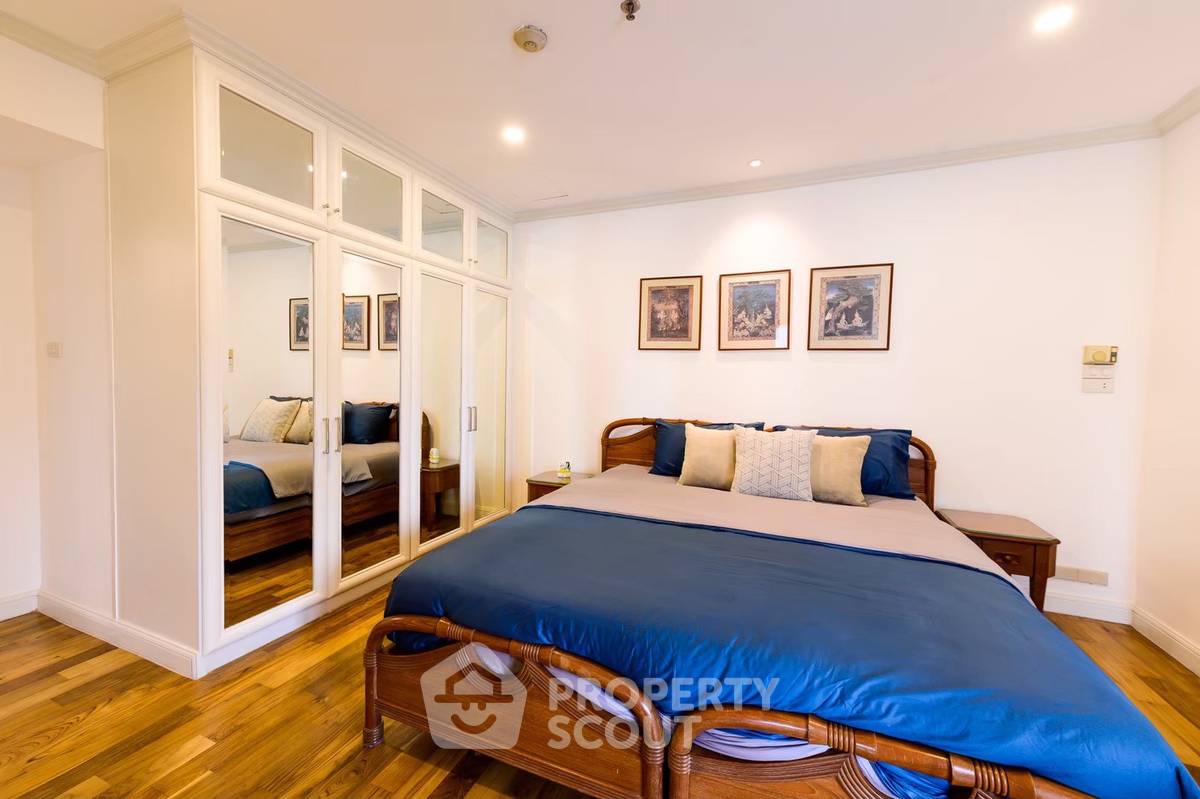 picture 3-BR Condo At Baan Suanpetch, 200m To BTS Phrom Phong (ID 3086015) - 11/25