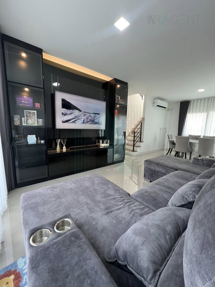 รูป ขายบ้านแฝด โครงการ พลีโน่ ทาวน์ สุขุมวิท-เทพารักษ์ 2 ชั้น 3 ห้องนอน 3 ห้องน้ำ - รูปที่ 3/8