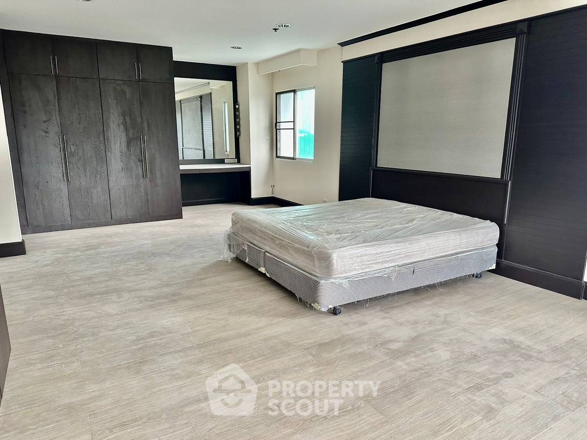 picture 3-BR Condo For Rent In 33 Tower, 6th Floor • BTS Phrom Phong (ID 513140) - 10/12