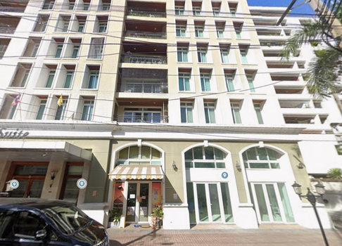 Call : 065-864-4111 For Rent Shop space duplex 100 sq.m Located inside Watthana Suites Condo Sukhumvit 15