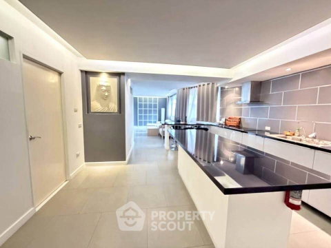 คอนโด 3 ห้องนอน ให้เช่า เวียงปิงแมนชั่น ใกล้ มช. (เชียงใหม่) (ID 3093246)