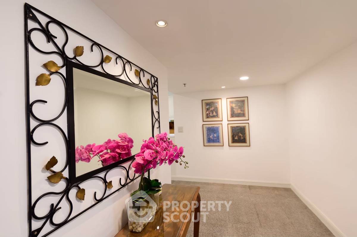 picture 3-BR Condo At Baan Suanpetch, 200m To BTS Phrom Phong (ID 3086015) - 6/25
