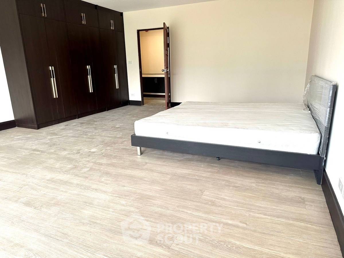 picture 3-BR Condo For Rent In 33 Tower, 6th Floor • BTS Phrom Phong (ID 513140) - 9/12