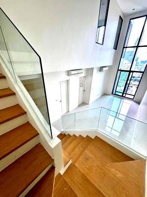 Condos for sale : ST701/[For Sale] Villa Asoke | Premium Duplex 2BR (102 sq.m.) | High 33rd Floor | Shell Unit (Empty Room) | Sale: 15,000,000 THB