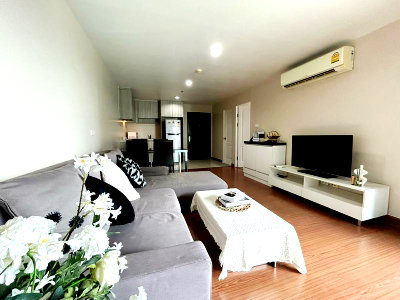 คอนโดให้เช่า : ให้เช่าคอนโด Belle Grand Rama 9 ใกล้ Central Rama 9 พร้อมเข้าอยู่ | 088-080-5558 