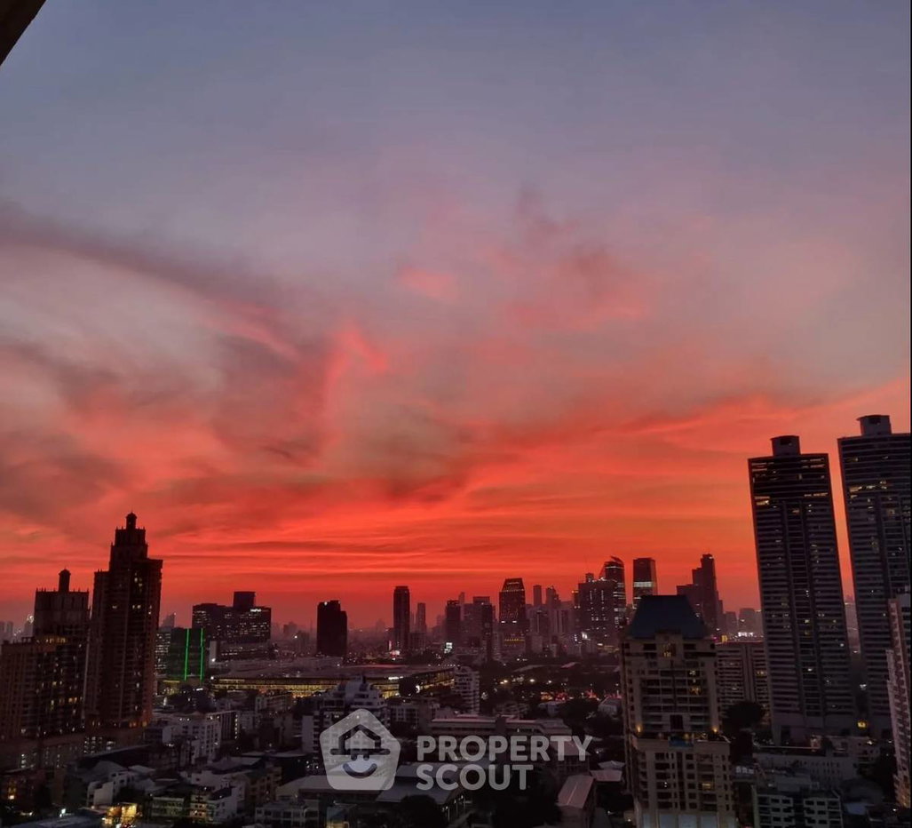 รูป 3 ห้องนอน 144 ตร.ม. ชั้น 25 ที่ สิริ เรสซิเดนซ์ สุขุมวิท ใกล้ BTS พร้อมพงษ์ 200 ม. (ID 3093410) - รูปที่ 5/15