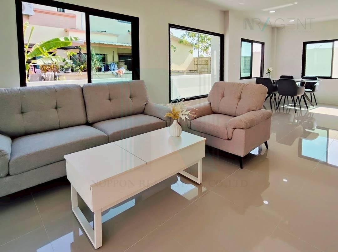 รูป ขายบ้านแฝด โครงการ บ้านชวนชมพาร์ค 2 ชั้น 3 ห้องนอน 2 ห้องน้ำ - รูปที่ 3/8