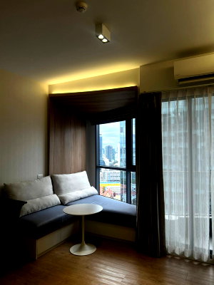 Condos for sale : 🔥 For Sale: Triple Y Residence Samyan | 🚆 Direct Access to MRT Sam Yan