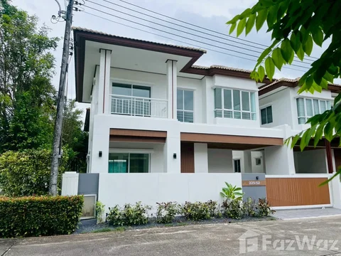 Twin house (corner unit) in a detached house style. 5714885