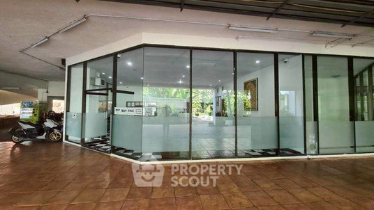 รูปภาพ Low-Floor 1-BR 68 Sqm At The Waterford Park Sukhumvit 53, BTS Thong Lor (ID 3087179)