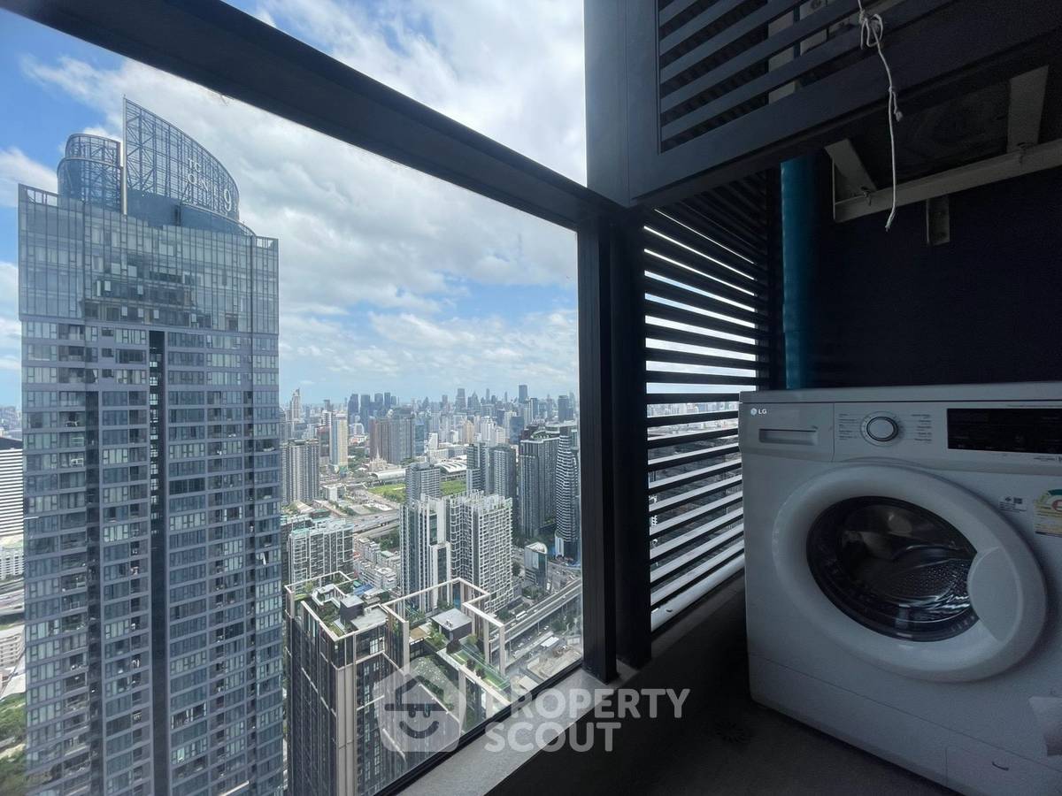 picture 1-BR Condo On 55th Floor | One 9 Five Asoke - Rama 9 ð Near MRT Phra Ram 9 (ID 3090827) - 7/8
