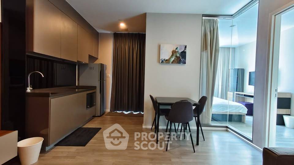 picture 1-BR Condo At The Room Sukhumvit 69, 100m To BTS Phra Khanong (ID 3087447) - 3/10