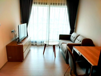 คอนโดให้เช่า : Condo Life Asoke Hype ห้องว่างพร้อมเข้าอยู่ #Fa201 / Line : @forucondo